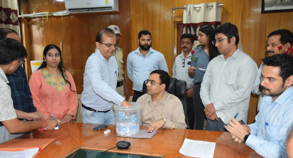 JDA conducts draw of lots for JDA Heights Phase II, Lower Roop Nagar