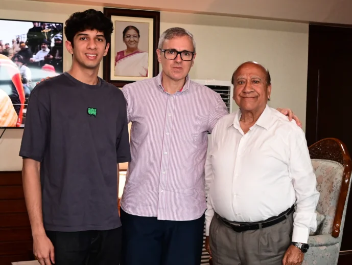 Rattan Lal Gupta meets Dr Farooq, Omar; discusses Jammu’s Devp Priorities, Party Affairs