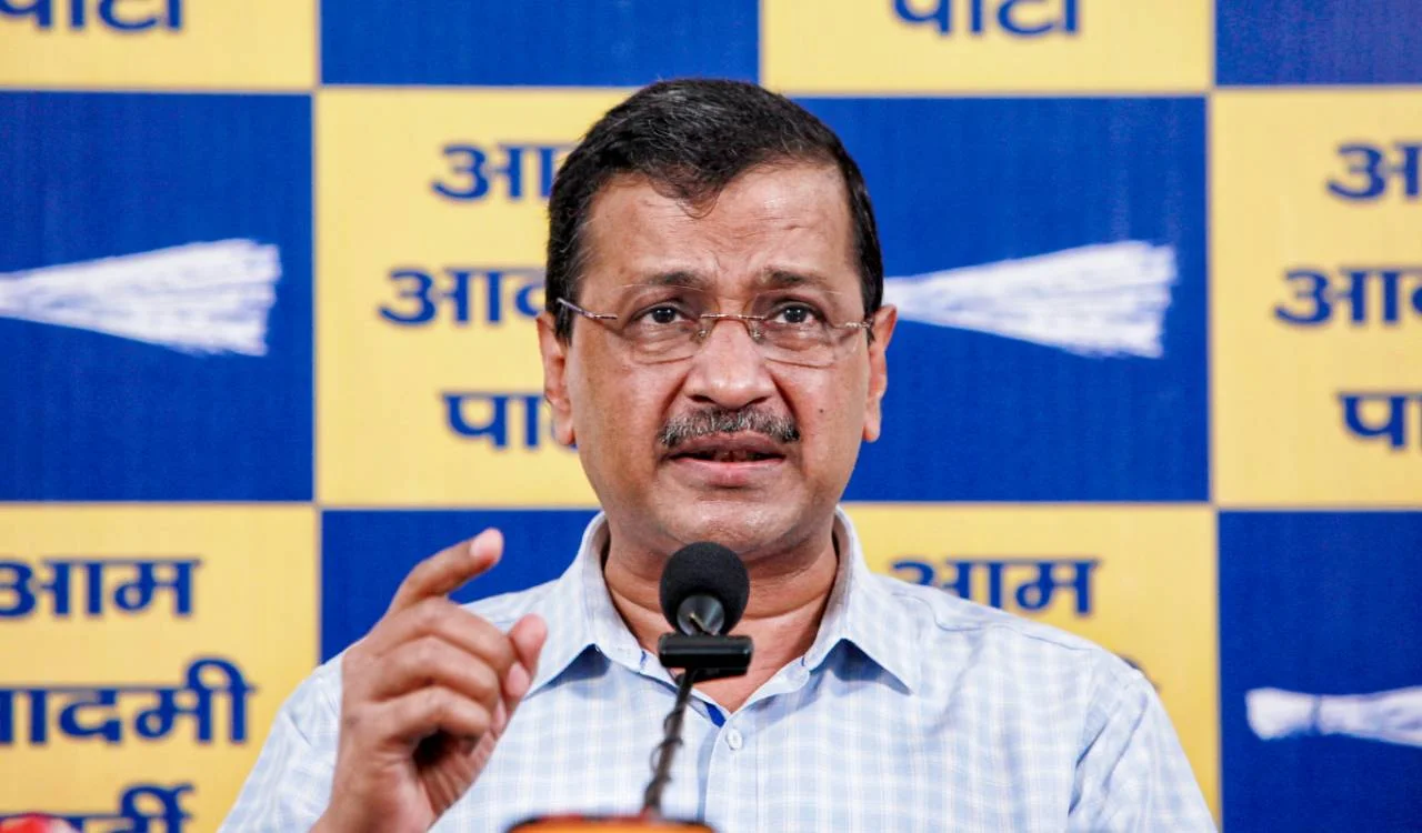 Kejriwal Seeks PM Modi’s Meeting Over E20 Petrol, Demands Choice Of Pure Petrol At Fuel Stations