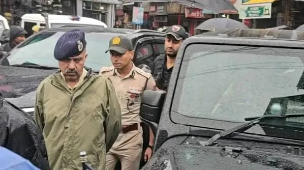DGP Nalin Prabhat, Special DGP S.J.M. Gilani Visit Anantnag, Review Security After Terror Attack