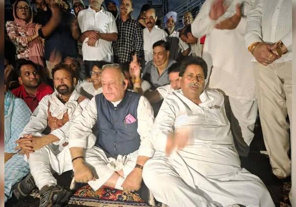 J&K Congress Leaders Detained During Protest Against Rahul Gandhi’s Arrest