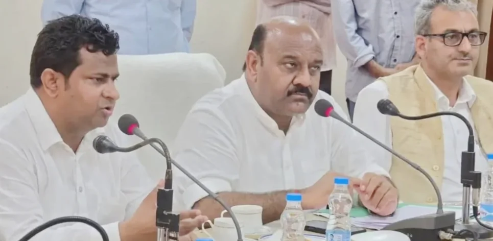 Dy CM Surinder visits flood hit Bella, reviews restoration works in Rajouri