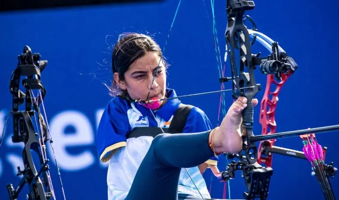 CM Omar Congratulates Sheetal Devi On Gold At World Archery Para Series