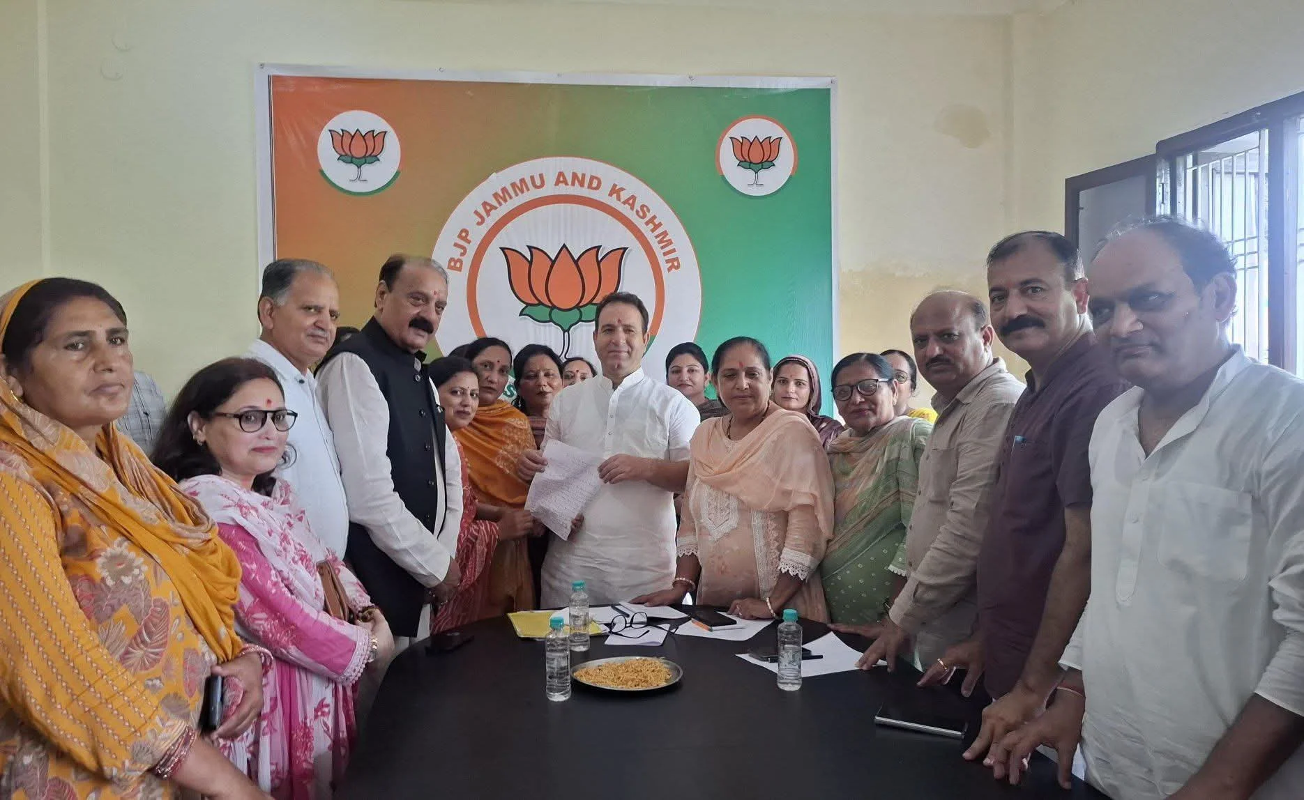 LoP Sunil Sharma leads public outreach, assures of strong action on concerns