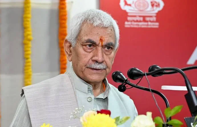 LG Sinha Greets CRPF Personnel on Raising Day, Hails Their Courage and Sacrifice