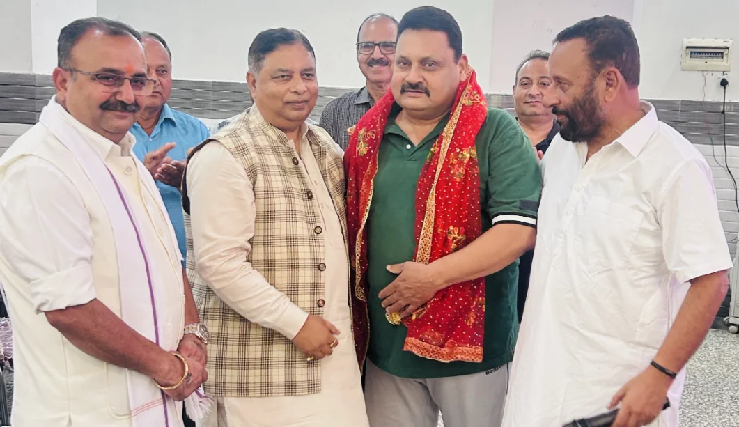 Kargil Vijay Diwas reminds of unmatched courage, patriotism, supreme sacrifice of soldiers: MP Sat Sharma