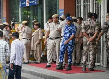 All 18 Delhi Metro Stations Reopen as CJP Ends Protest