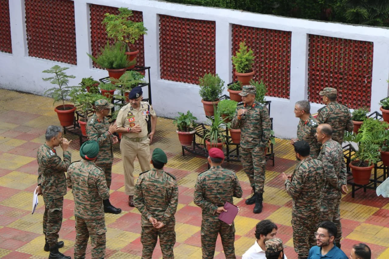 DGP Nalin Prabhat Reviews Operations at Thana Mandi, Calls for Sustained Action Against Terror Networks